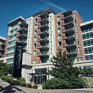 The Parkside And 4* Victoria