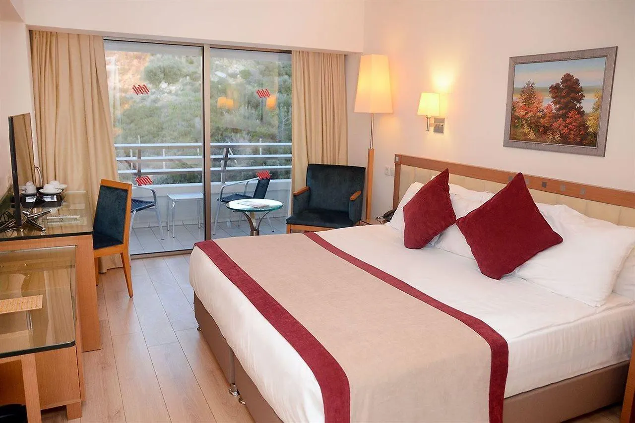 Korumar Hotel Deluxe Kusadası 5*,