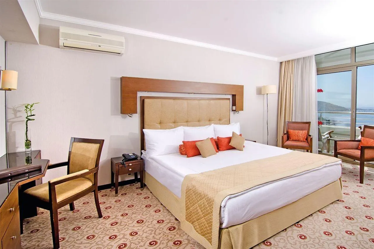 Semesteranläggning (resort) Korumar Hotel Deluxe Kusadası